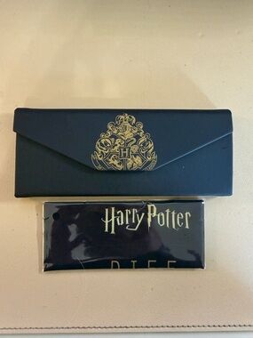 Diff Eyewear Harry Potter Foldable Eyeglass Case & Cleaning Cloth